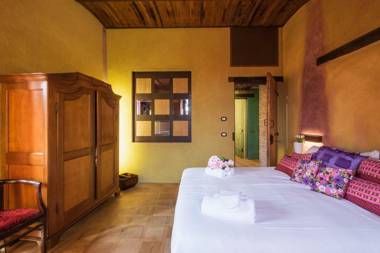 Palazzo D'Assi - Guest House Monforte dʼAlba Extérieur photo