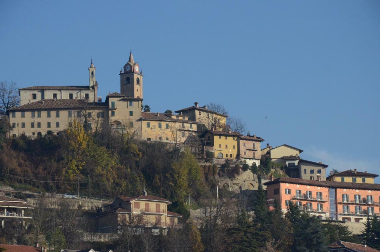 Palazzo D'Assi - Guest House Monforte dʼAlba Extérieur photo